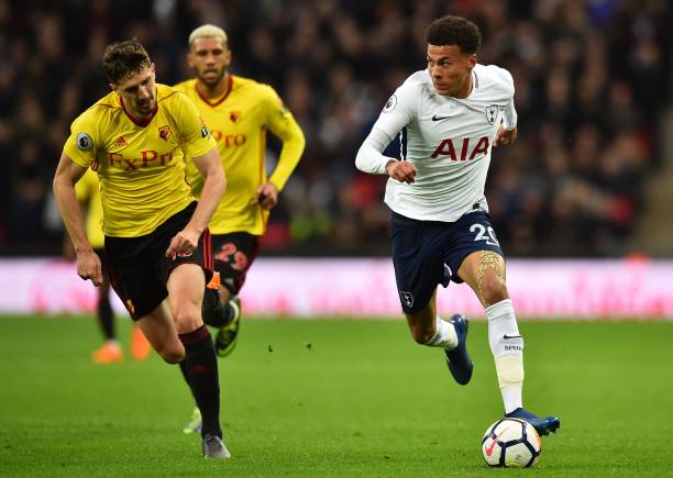 队在逆境中 队在逆境中